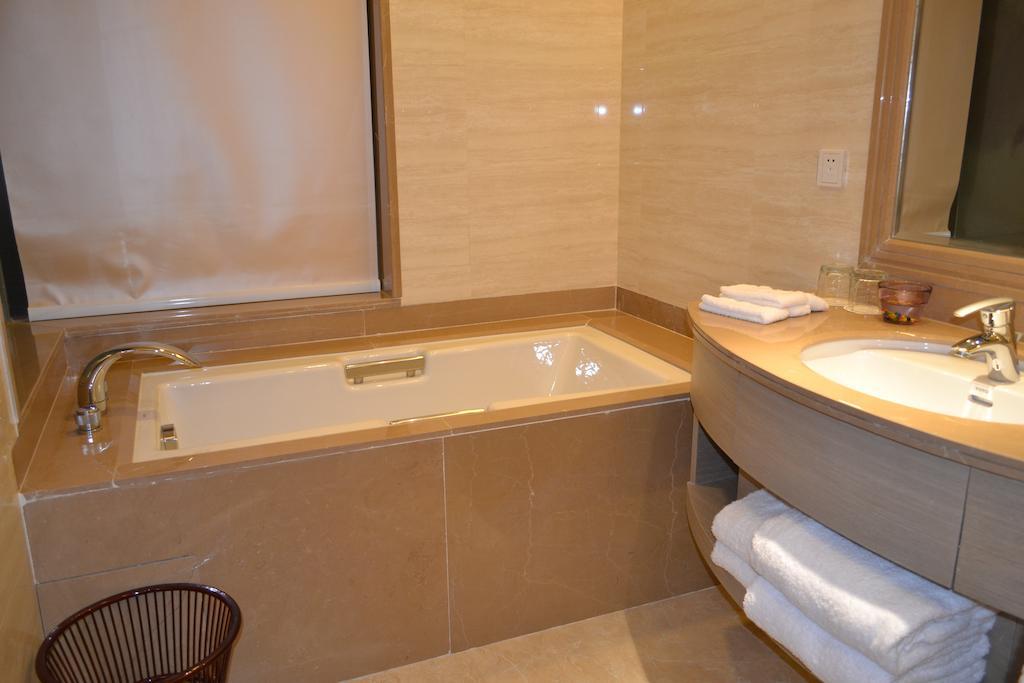 Angel Garden Hotel Χοχότ Δωμάτιο φωτογραφία